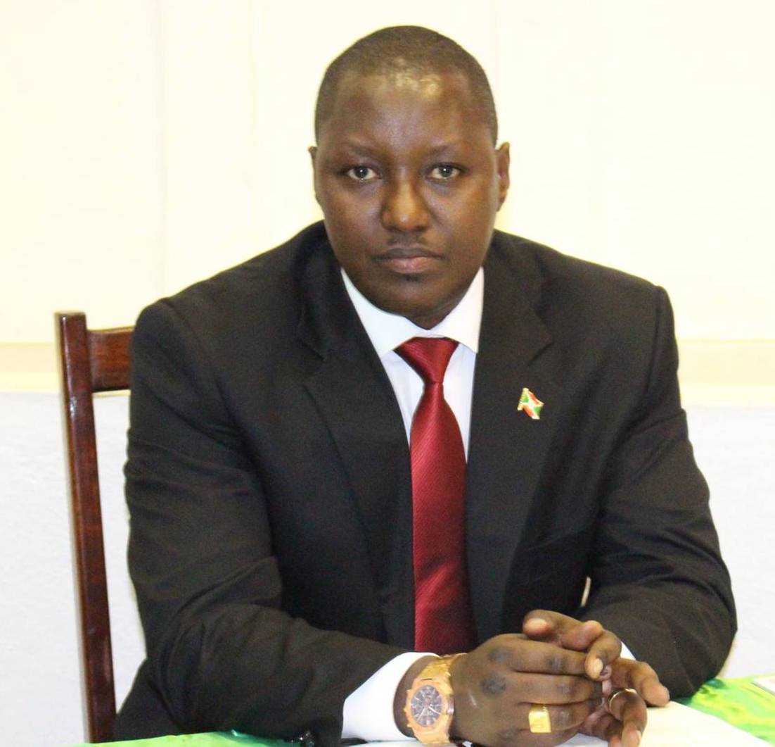 M. Emmanuel NTAHOMVUKIYE