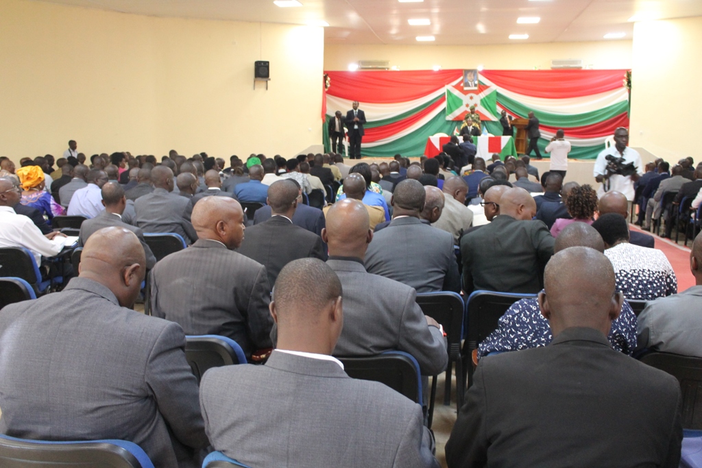 Son Excellence Pierre Nkurunziza en séance de moralisation de ses cadres