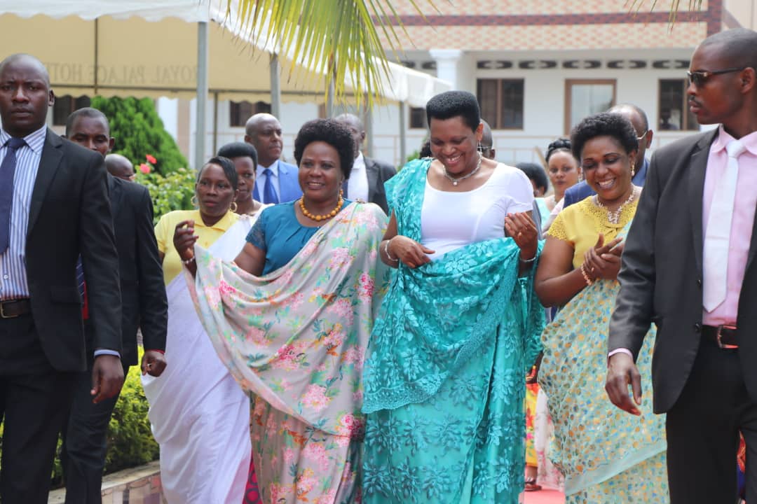 La Première Dame réunit en atelier les femmes leaders en Mairie de Bujumbura