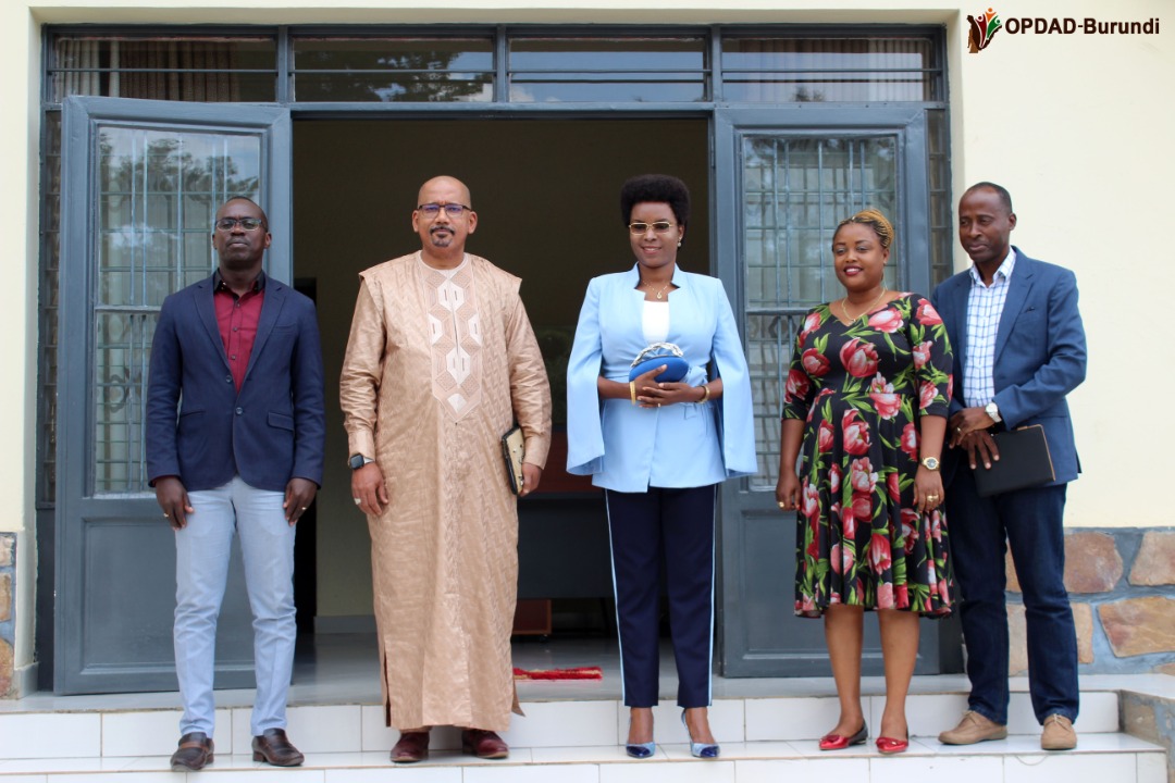 La Première Dame reçoit en audience le Directeur Pays de l’ONUSIDA
