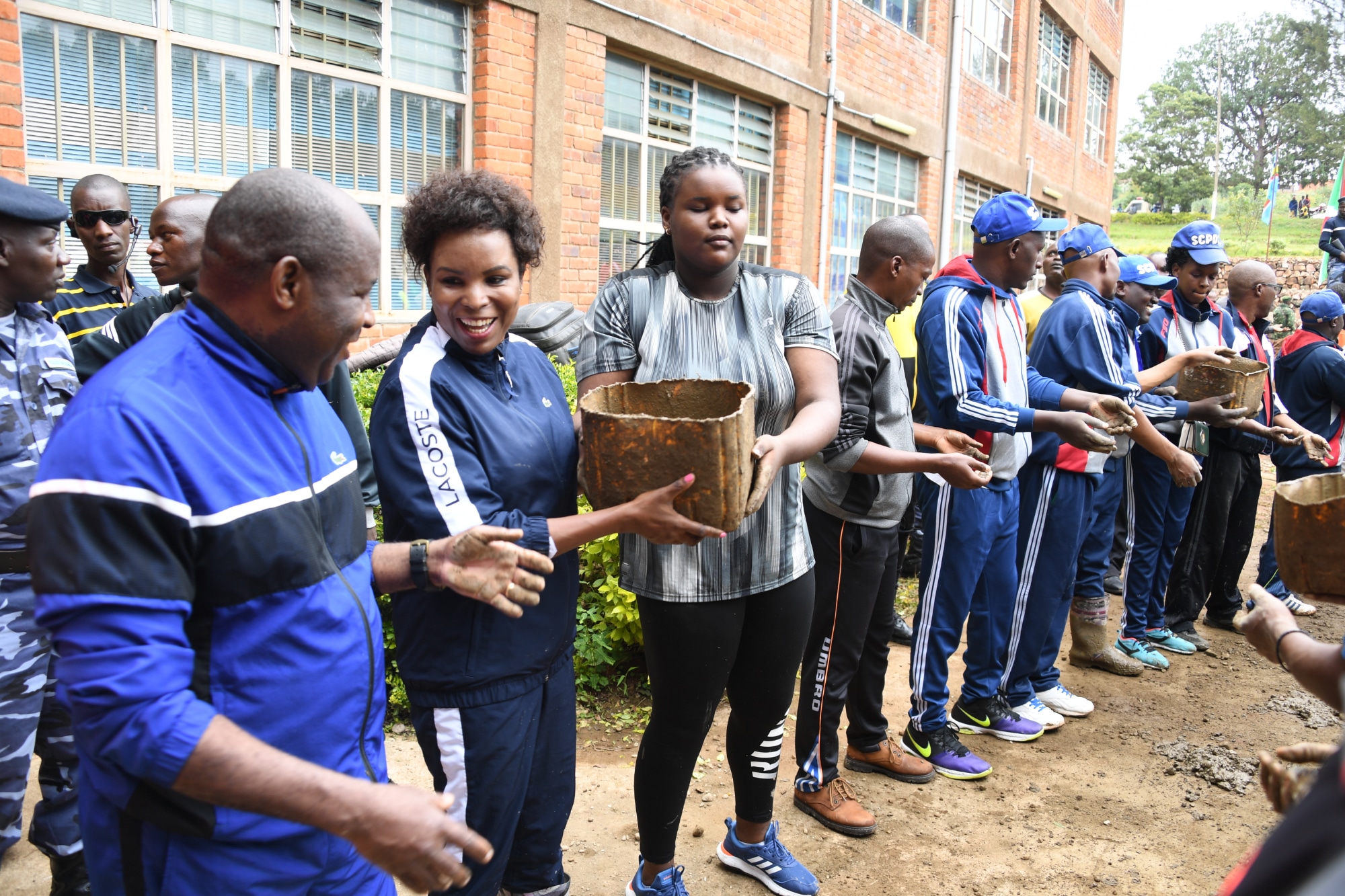 Le Chef de l’Etat appelle la jeunesse Burundaise à aimer les filières techniques pour pouvoir s’auto-developper et développer le pays