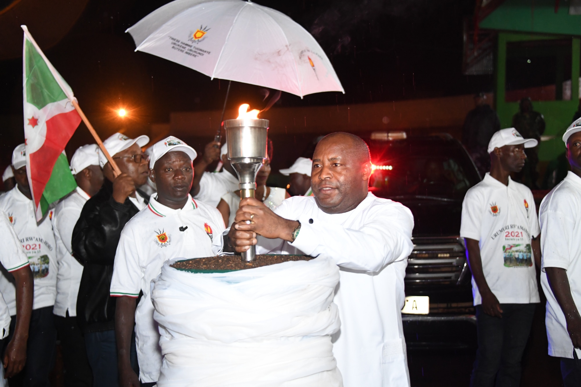 Une veillée extraordinaire à Gitega, au jour du lancement du flambeau de la paix