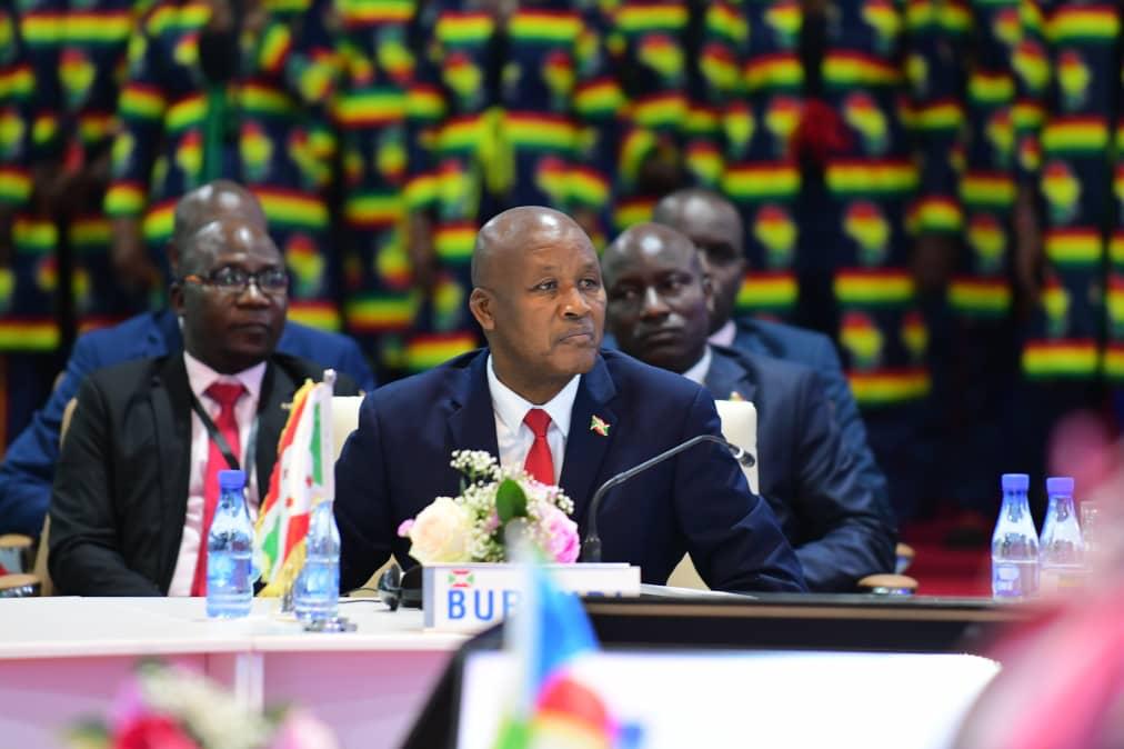 Le Vice-Président Bazombanza est rentré après une mission effectuée à Kinshasa