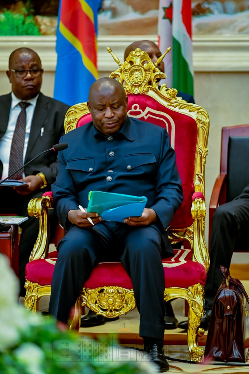 SPEECH BY HIS EXCELLENCY EVARISTE NDAYISHIMIYE, PRESIDENT OF THE REPUBLIC OF BURUNDI, ON THE OCCASION OF THE 20th EXTRA-ORDINARY SUMMIT OF THE EAST AFRICAN COMMUNITY HEADS OF STATE